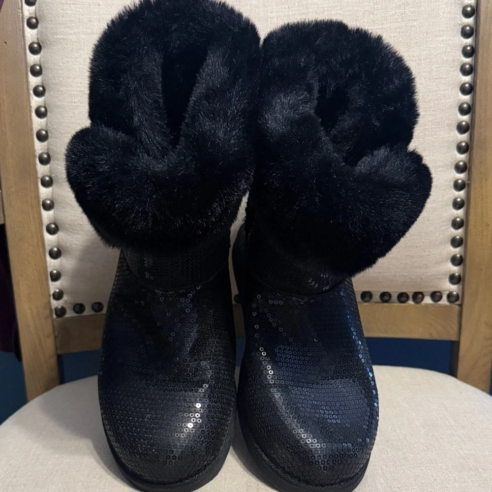 Juicy Couture cute boots